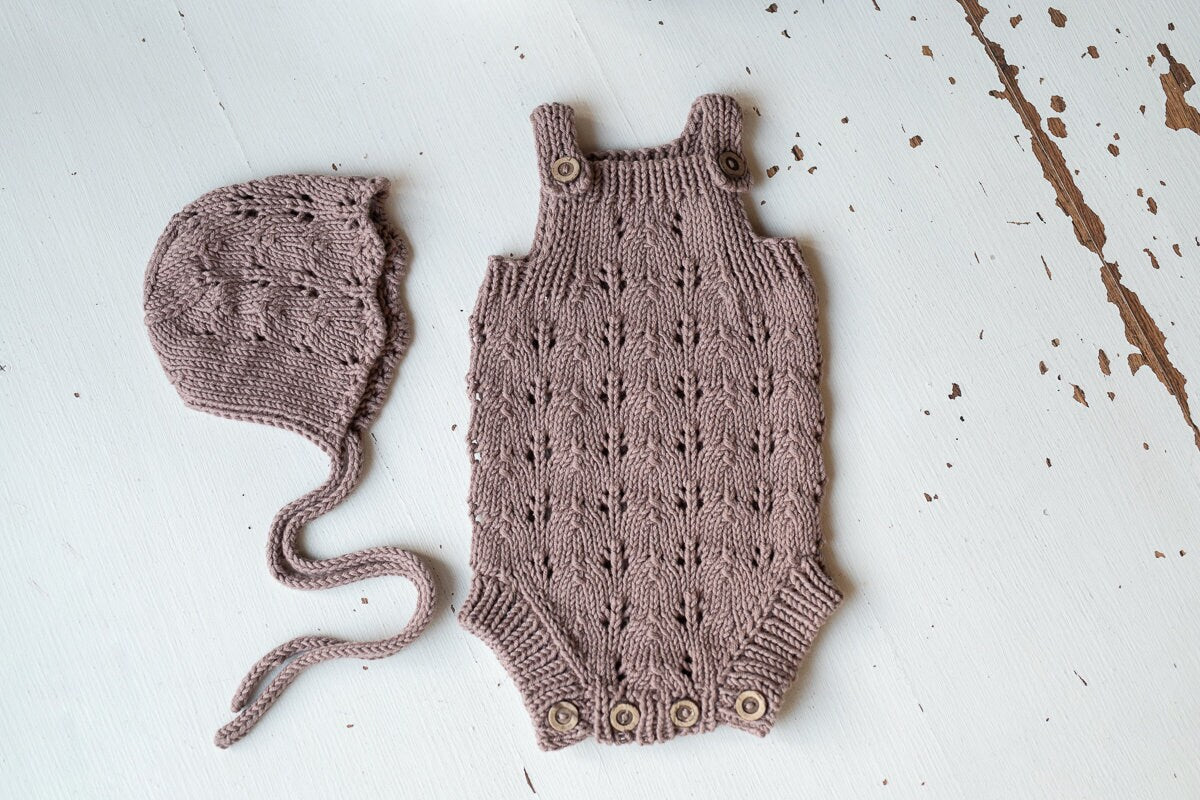 Knitted romper and bonnet,Newborn knitted Set,Newborn photography outfit,Сable knit romper,Pregnancy gift,newborn knit outfit,newborn props