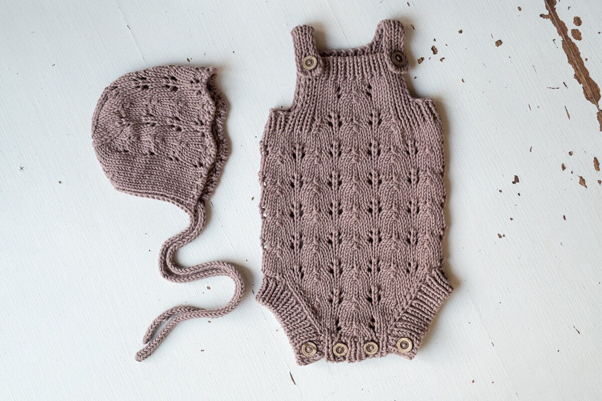 Knitted romper and bonnet,Newborn knitted Set,Newborn photography outfit,Сable knit romper,Pregnancy gift,newborn knit outfit,newborn props