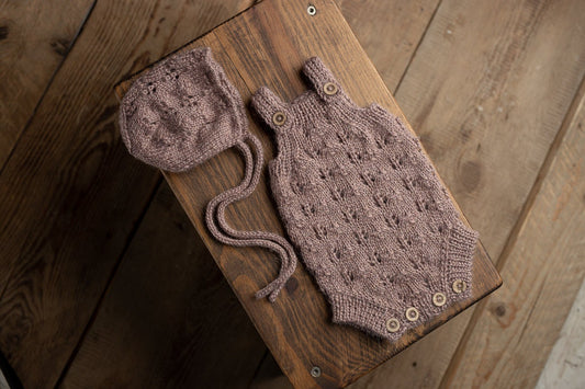Knitted romper and bonnet,Newborn Photography Prop Set,Newborn photography outfit,Newborn girl photoshoot outfit,Pregnancy gift