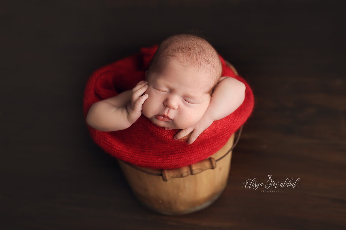 Newborn wood bucket,Newborn bucket,Newborn bowl,Newborn wooden bowl,Carved Wooden bucket,Newborn photography,Newborn photo prop