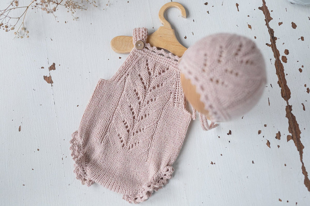 Knitted romper & bonnet,Newborn Photography Prop Set,Newborn photography outfit,Newborn girl photoshoot outfit,Pregnancy gift,Newborn props