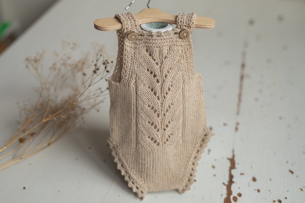 Knitted romper & bonnet,Newborn Photography Prop Set,Newborn photography outfit,Newborn girl photoshoot outfit,Pregnancy gift,Newborn props