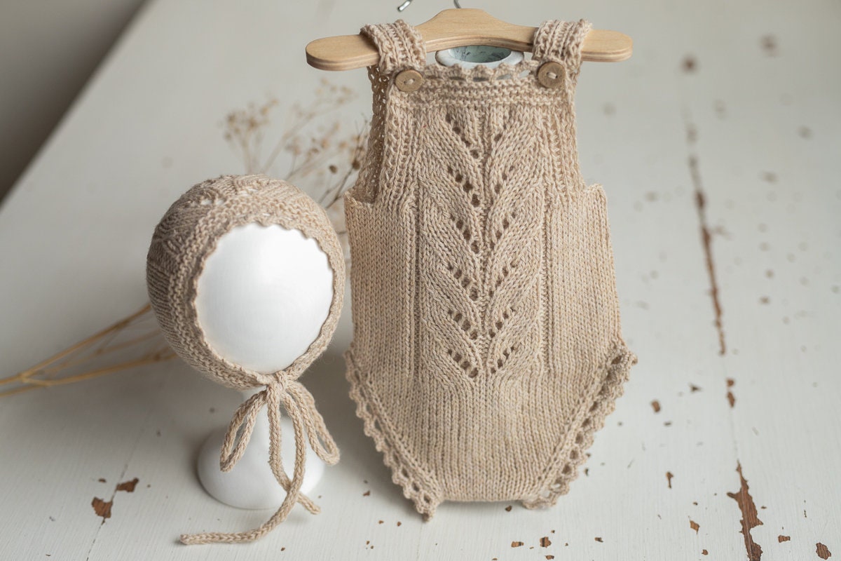 Knitted romper & bonnet,Newborn Photography Prop Set,Newborn photography outfit,Newborn girl photoshoot outfit,Pregnancy gift,Newborn props