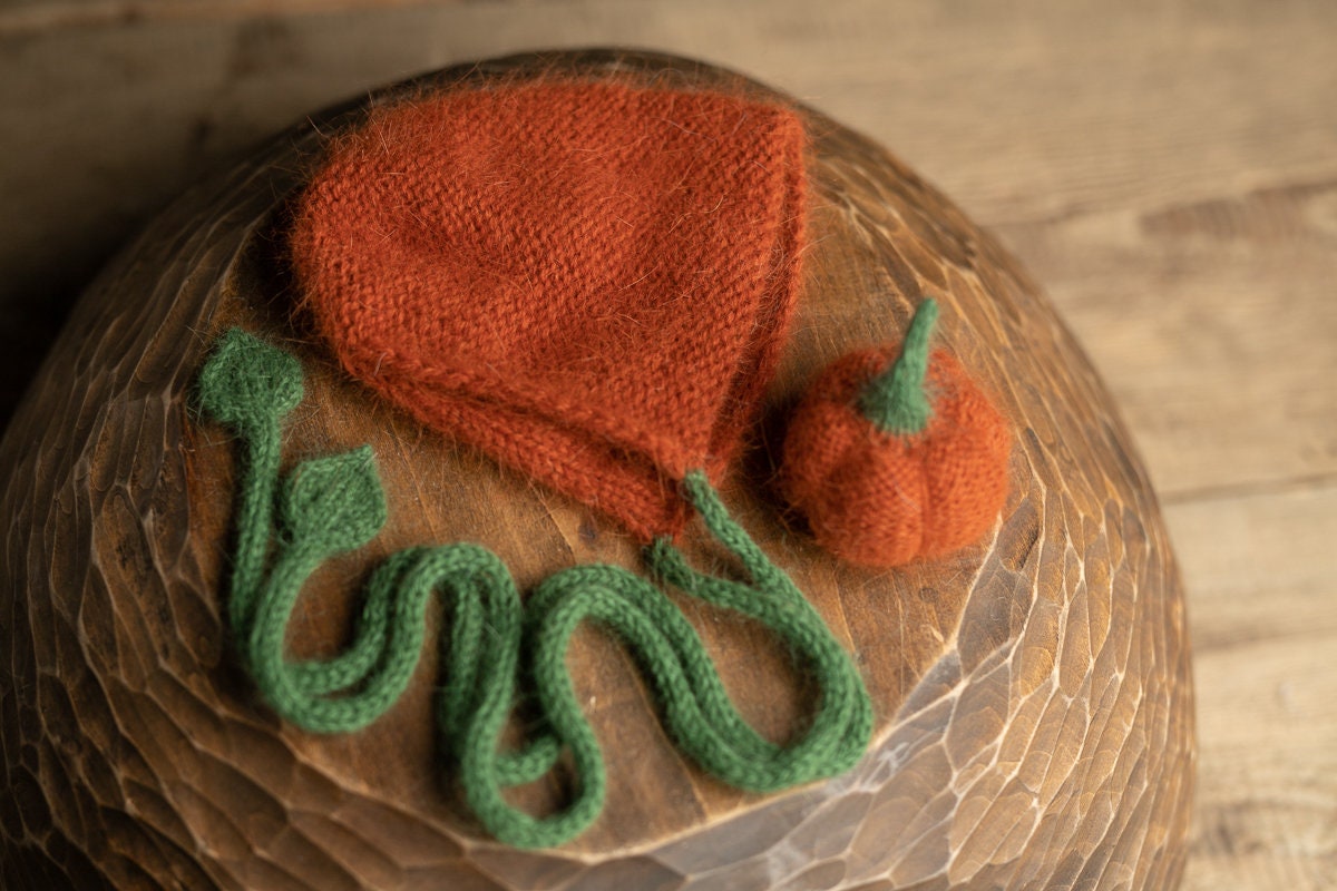 Newborn Halloween Outfit, Newborn Wizard Hat, Newborn Halloween Hat, Newborn Knit Photo Prop, Newborn Photography Prop,Newborn Knitted prop