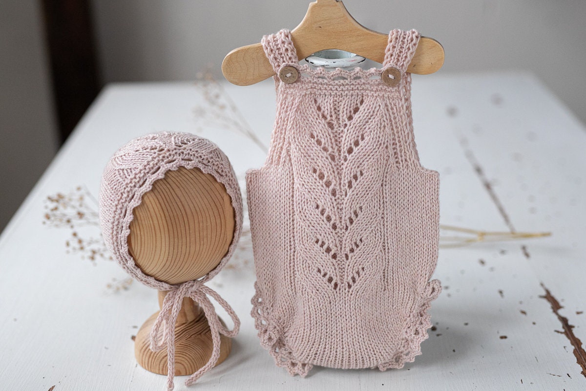 Knitted romper & bonnet,Newborn Photography Prop Set,Newborn photography outfit,Newborn girl photoshoot outfit,Pregnancy gift,Newborn props