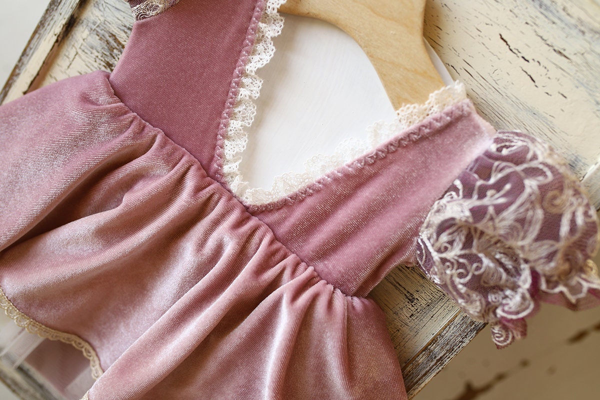 Newborn Baby girl  Rapunzel dress romper, Rapunzel costume for Newborn Photography, Purple Baby Tutu Dress,Newborn outfit photoshoot