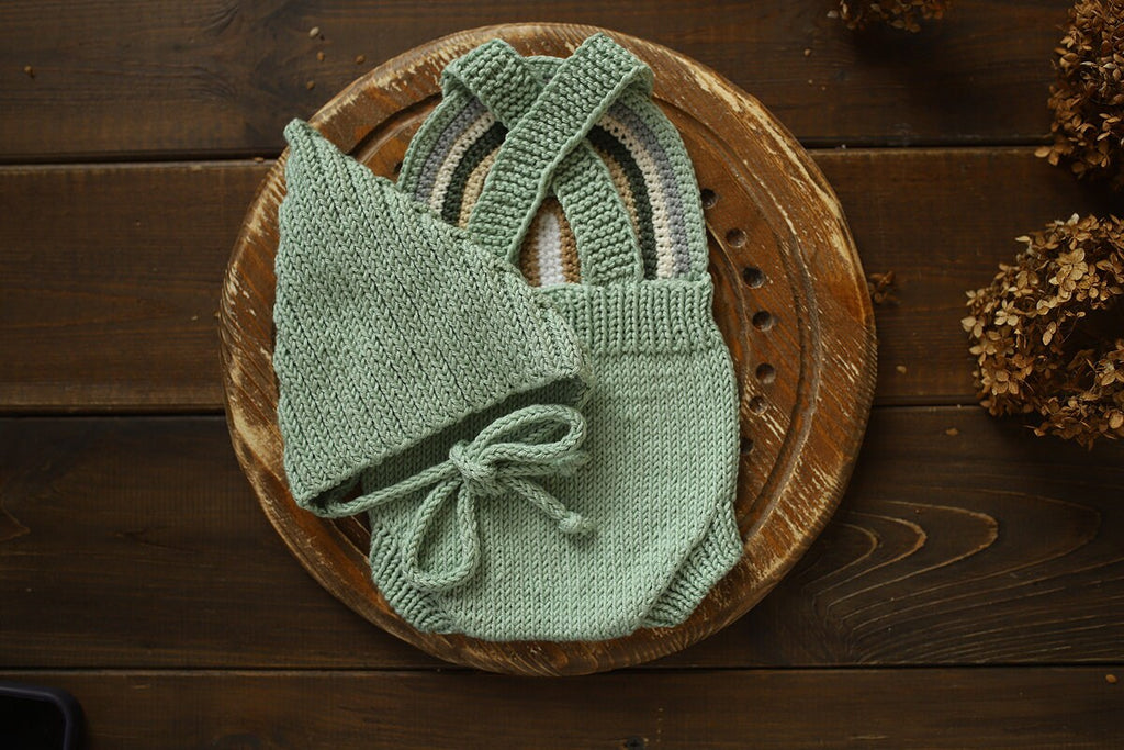 Newborn Knit romper,Newborn Knited set,Newborn Hat,Newborn outfit,Newborn cap,Newborn photography,Pregnancy gift,Knitted newborn photo props