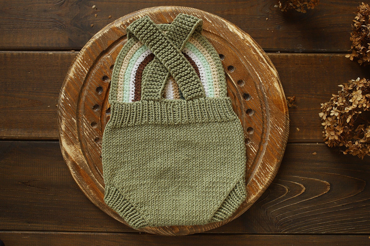 Newborn Knit romper,Newborn Knited set,Newborn Hat,Newborn outfit,Newborn cap,Newborn photography,Pregnancy gift,Knitted newborn photo props