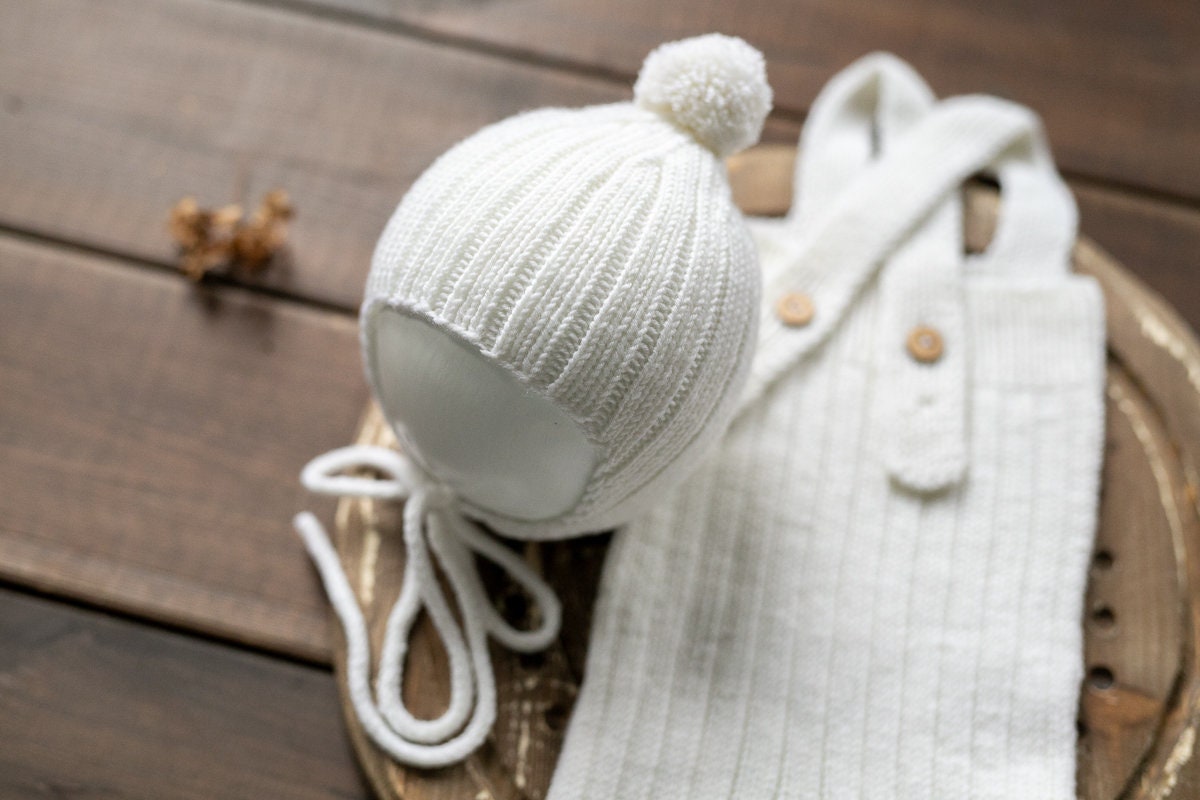 Newborn Knited set,Newborn Knit romper,Newborn Hat,Newborn outfit,Newborn cap,Newborn photography,Pregnancy gift,Knitted newborn photo props
