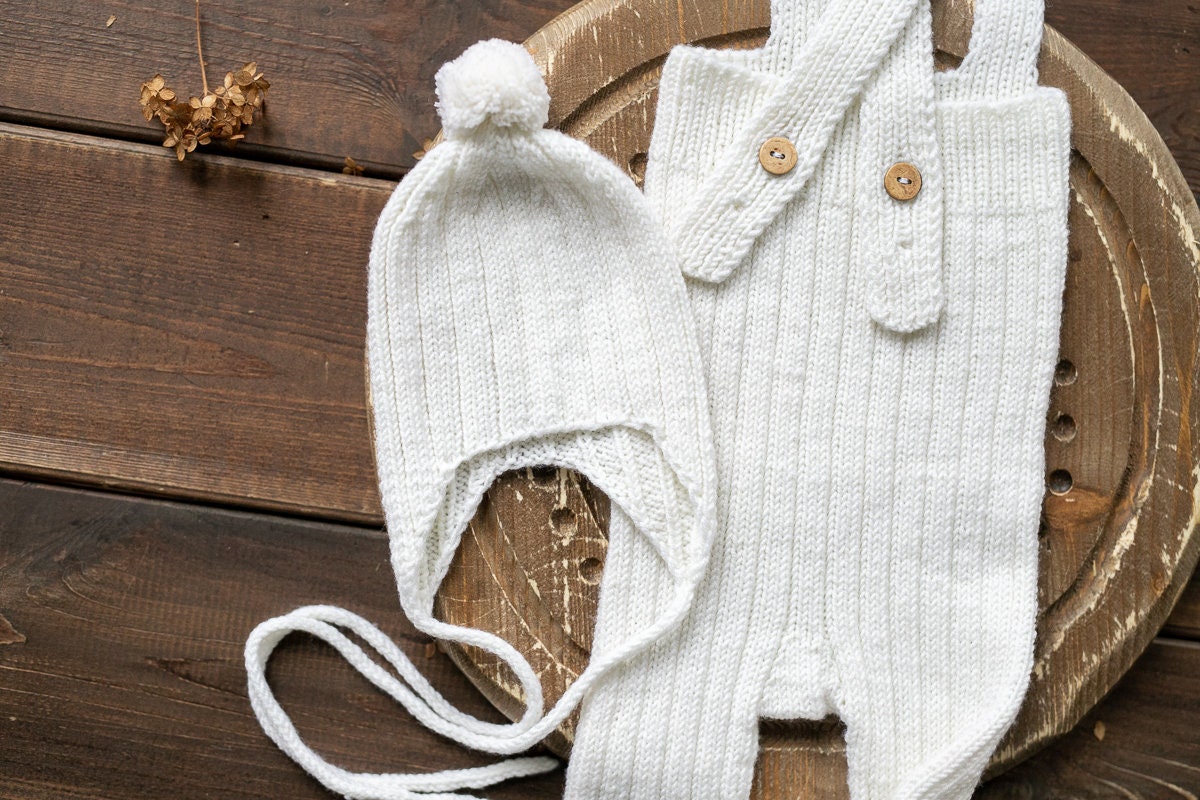 Newborn Knited set,Newborn Knit romper,Newborn Hat,Newborn outfit,Newborn cap,Newborn photography,Pregnancy gift,Knitted newborn photo props