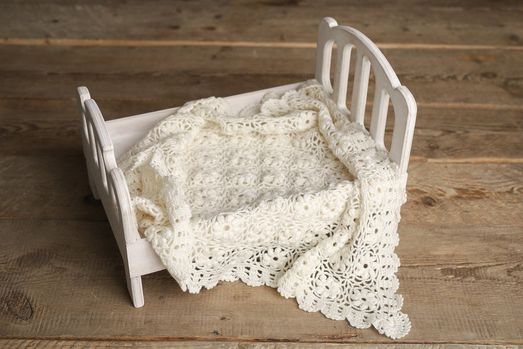 Newborn Wooden Bed,Real Wood Newborn crib Prop,Newborn Photography Props,Newborn Photo Prop,Nursery Decor,Doll Bed,Rustic Wooden Bed