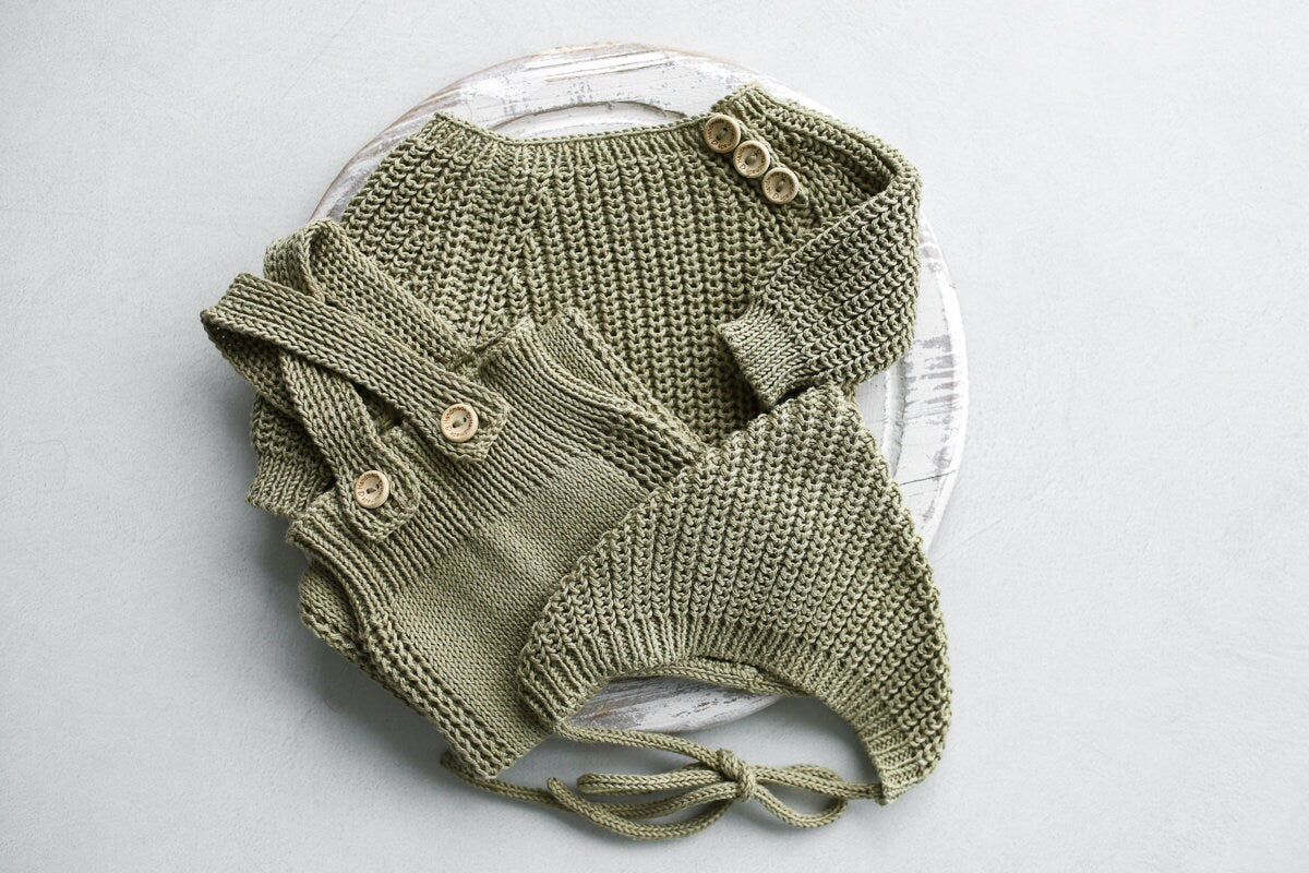 Newborn Knited set,Newborn Knit romper,Newborn Hat,Newborn outfit,Newborn photography,Pregnancy gift,Knitted newborn photo props