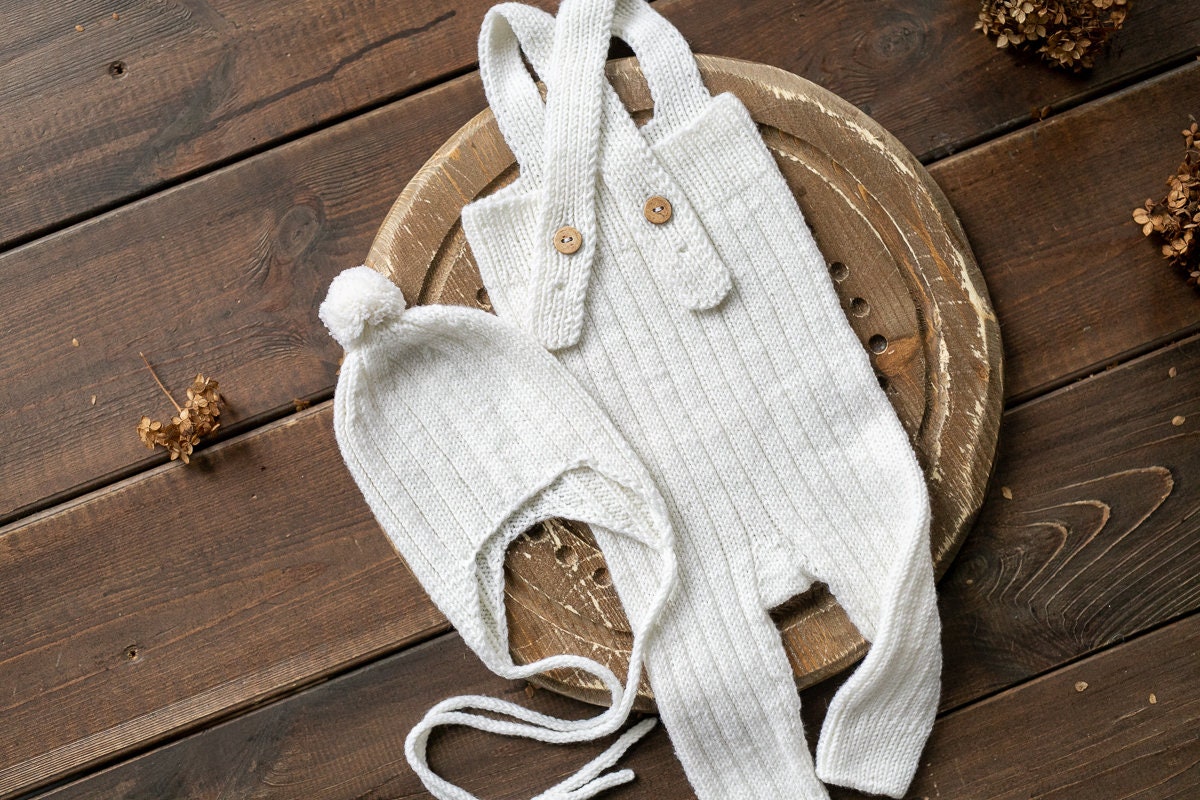 Newborn Knited set,Newborn Knit romper,Newborn Hat,Newborn outfit,Newborn cap,Newborn photography,Pregnancy gift,Knitted newborn photo props
