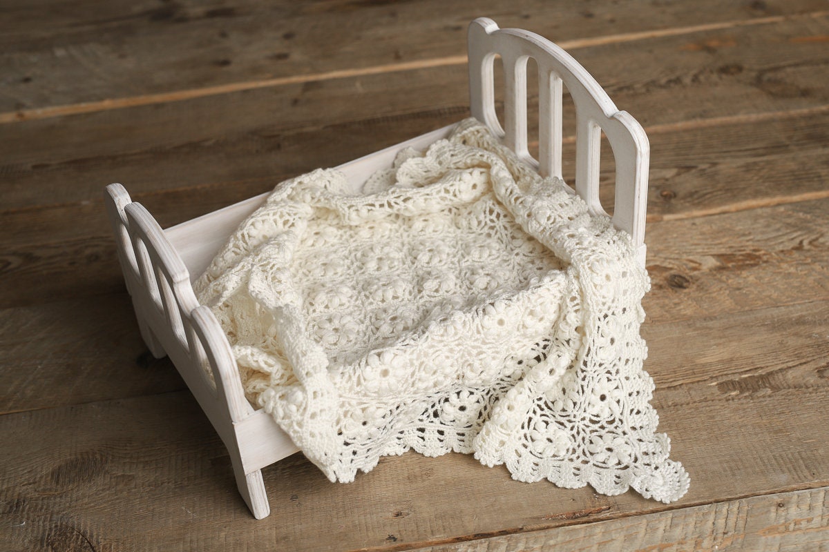 Newborn Wooden Bed,Real Wood Newborn crib Prop,Newborn Photography Props,Newborn Photo Prop,Nursery Decor,Doll Bed,Rustic Wooden Bed