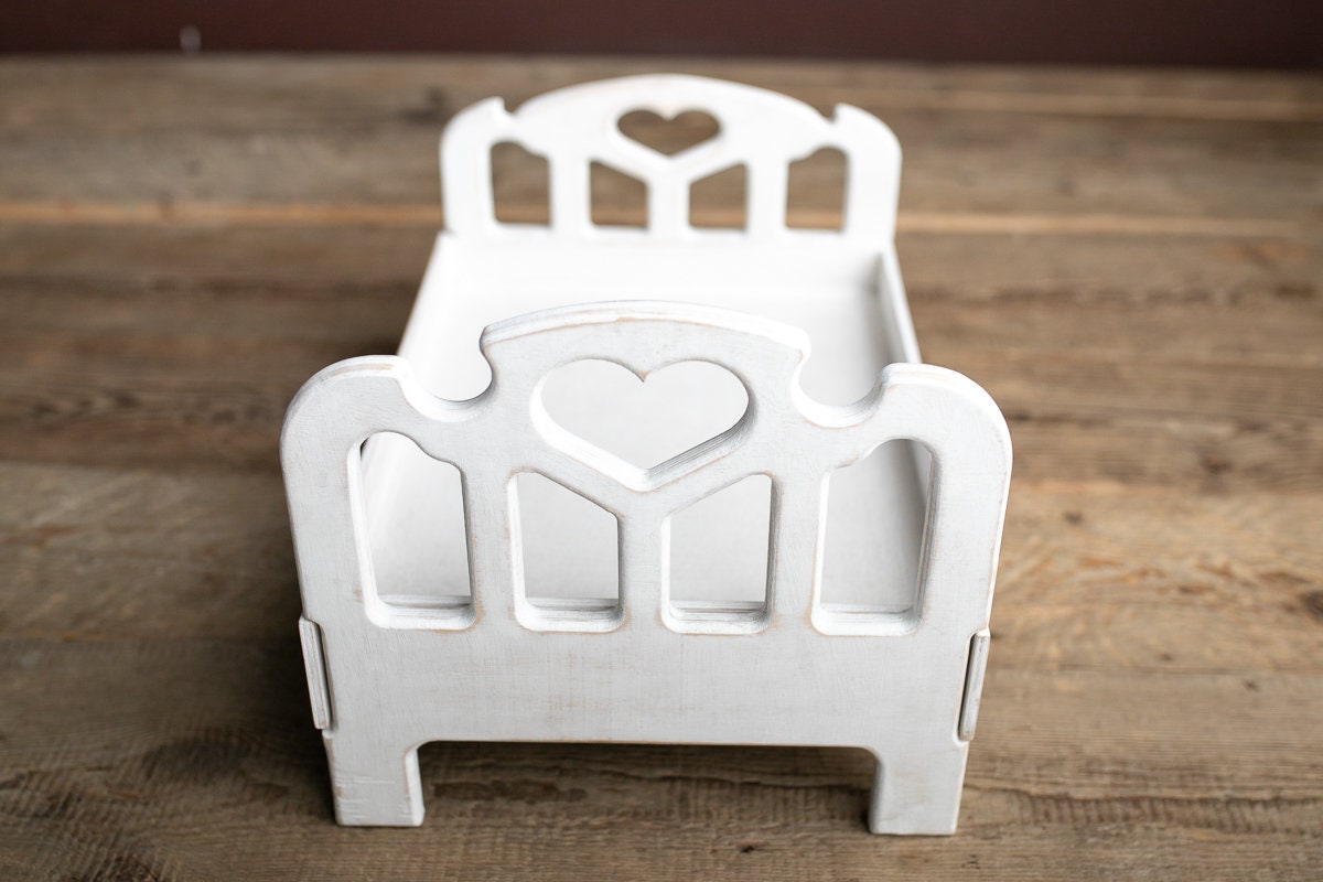 Newborn Wooden Bed,Real Wood Newborn crib Prop,Newborn Photography Props,Newborn Photo Prop,Nursery Decor,Doll Bed,Rustic Wooden Bed