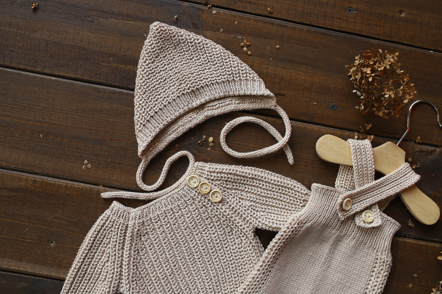 Newborn Knited set,Newborn Knit romper,Newborn Hat,Newborn outfit,Newborn photography,Pregnancy gift,Knitted newborn photo props