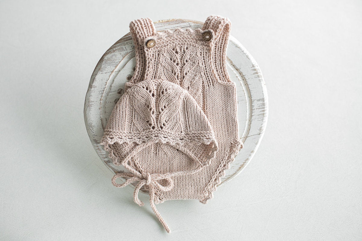 Knitted romper & bonnet,Newborn Photography Prop Set,Newborn photography outfit,Newborn girl photoshoot outfit,Pregnancy gift,Newborn props