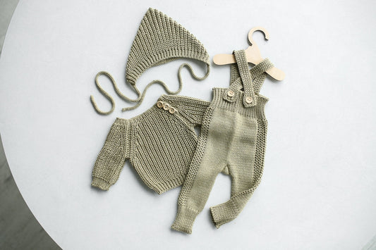 Newborn Knited set,Newborn Knit romper,Newborn Hat,Newborn outfit,Newborn photography,Pregnancy gift,Knitted newborn photo props