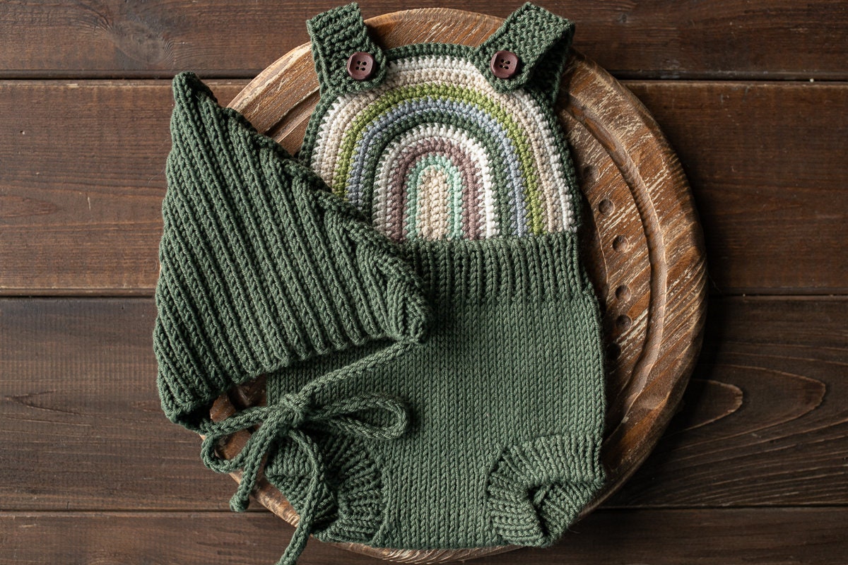 Newborn Knit romper,Newborn Knited set,Newborn Hat,Newborn outfit,Newborn cap,Newborn photography,Pregnancy gift,Knitted newborn photo props