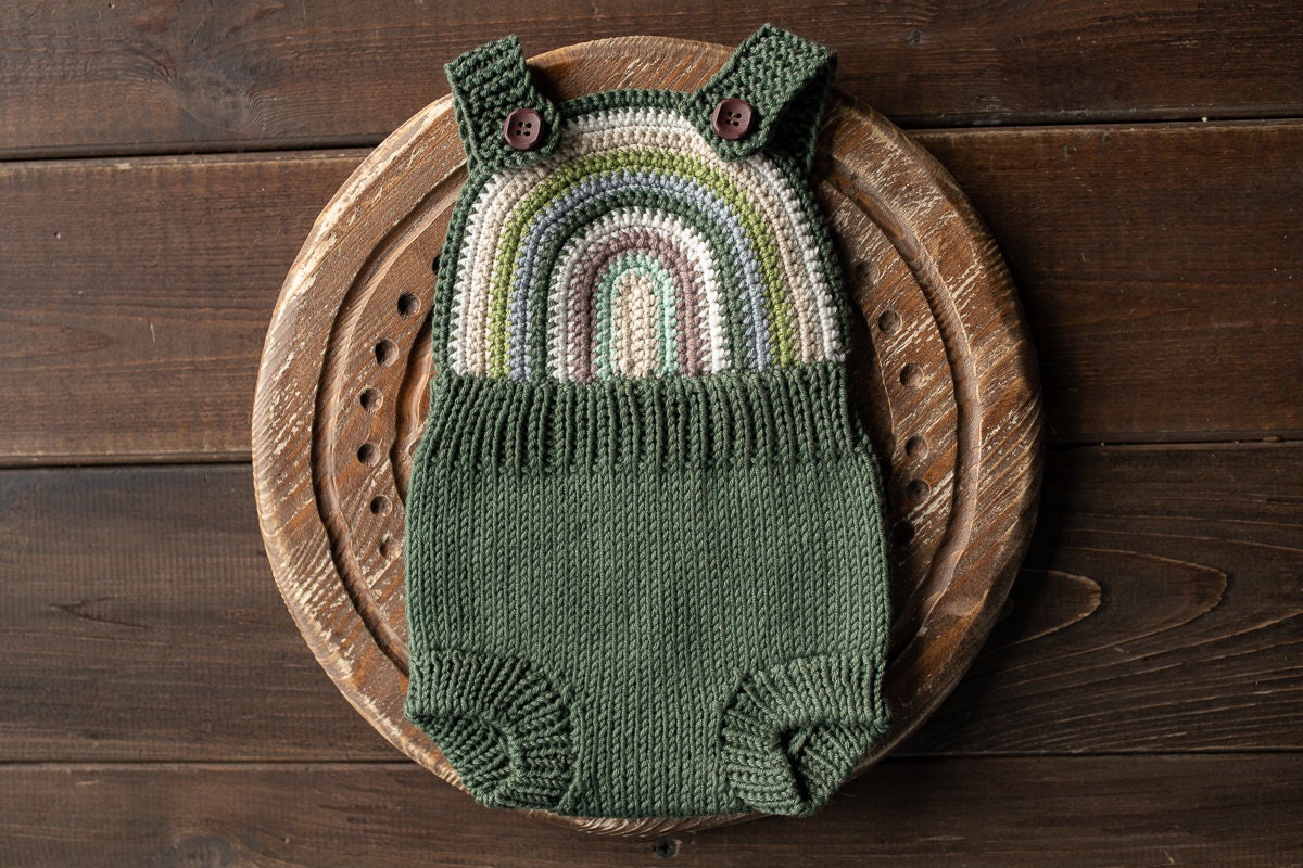 Newborn Knit romper,Newborn Knited set,Newborn Hat,Newborn outfit,Newborn cap,Newborn photography,Pregnancy gift,Knitted newborn photo props
