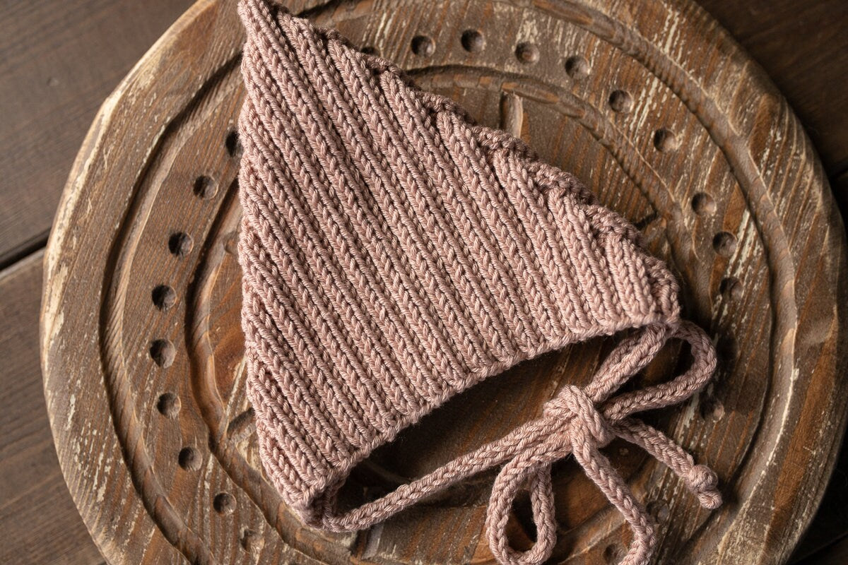 Knitted romper and bonnet,Newborn knitted Set,Newborn photography outfit,Сable knit romper,Pregnancy gift,newborn knit outfit,newborn props