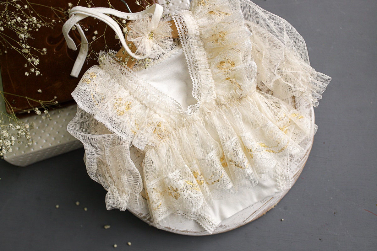 Newborn Girl Outfit,Newborn baby girl romper & headband,Newborn Outfit,Newborn Photo Props,Pregnancy gift,Newborn girl gift,Newborn props