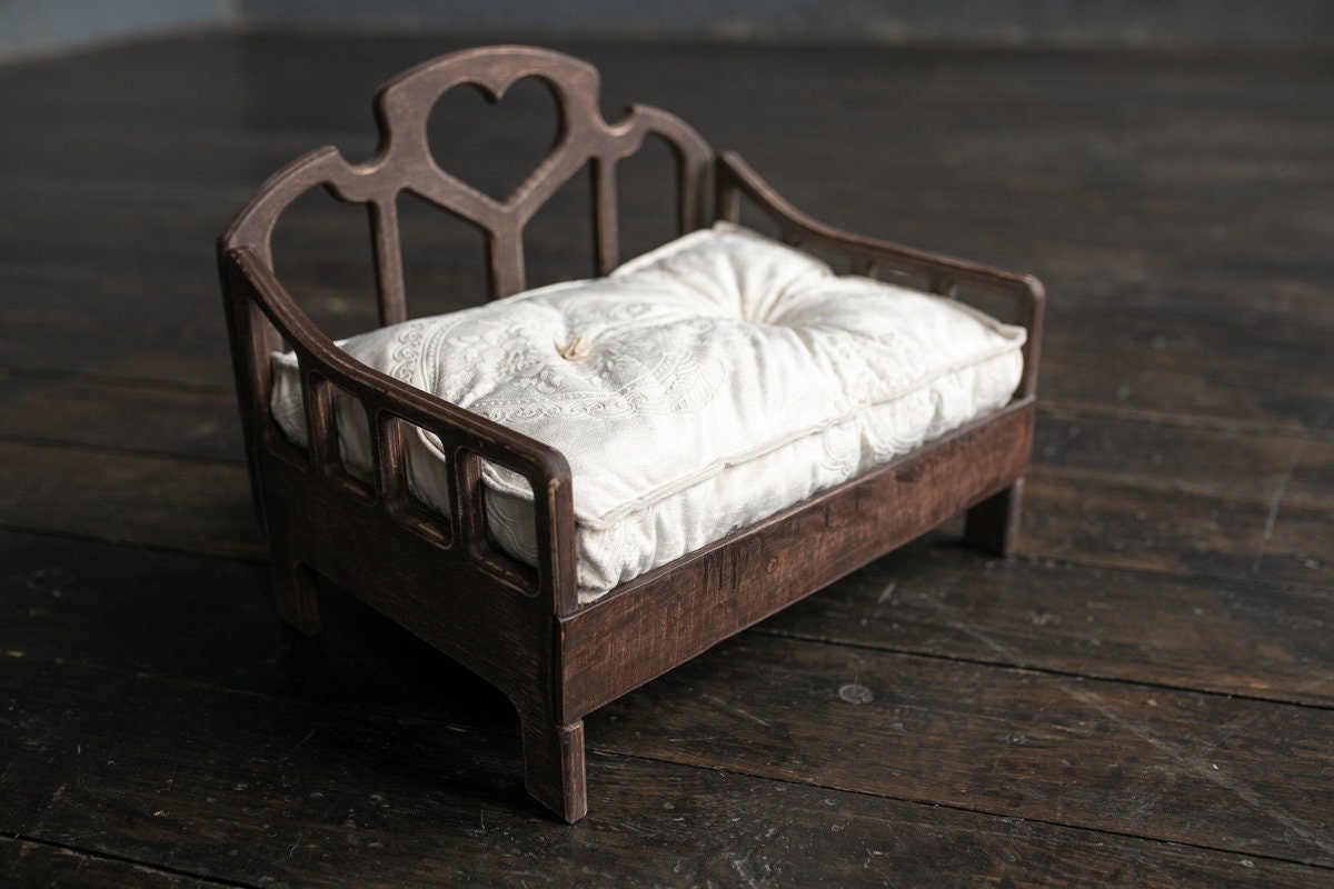 Newborn Wooden Bed,Real Wood Newborn Bed Prop,Newborn Photography Props,Newborn Photo Prop,Nursery Decor,Doll Bed,Rustic Wooden Bed