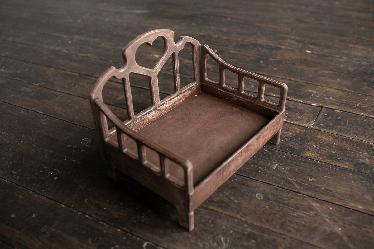 Newborn Wooden Bed,Real Wood Newborn Bed Prop,Newborn Photography Props,Newborn Photo Prop,Nursery Decor,Doll Bed,Rustic Wooden Bed