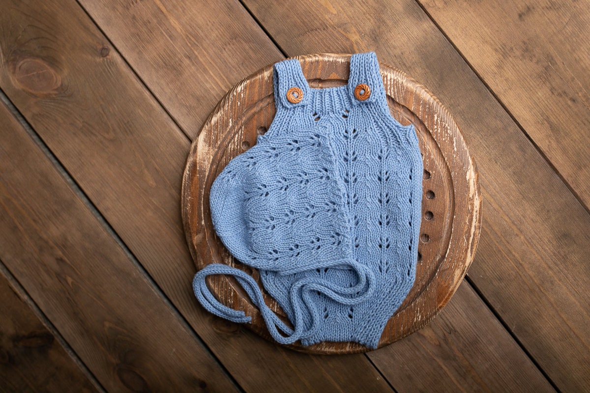 Knitted romper and bonnet,Newborn knitted Set,Newborn photography outfit,Newborn girl photoshoot outfit,Pregnancy gift,newborn knit outfit