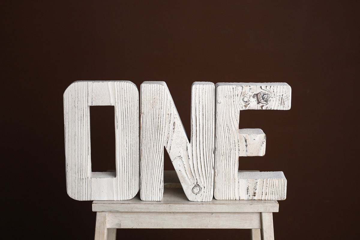 Wooden ONE Sign for First Birthday Decor,ONE Photo Prop,Sitter Girl Outfit,1st birthday photo prop,first birthday photo props