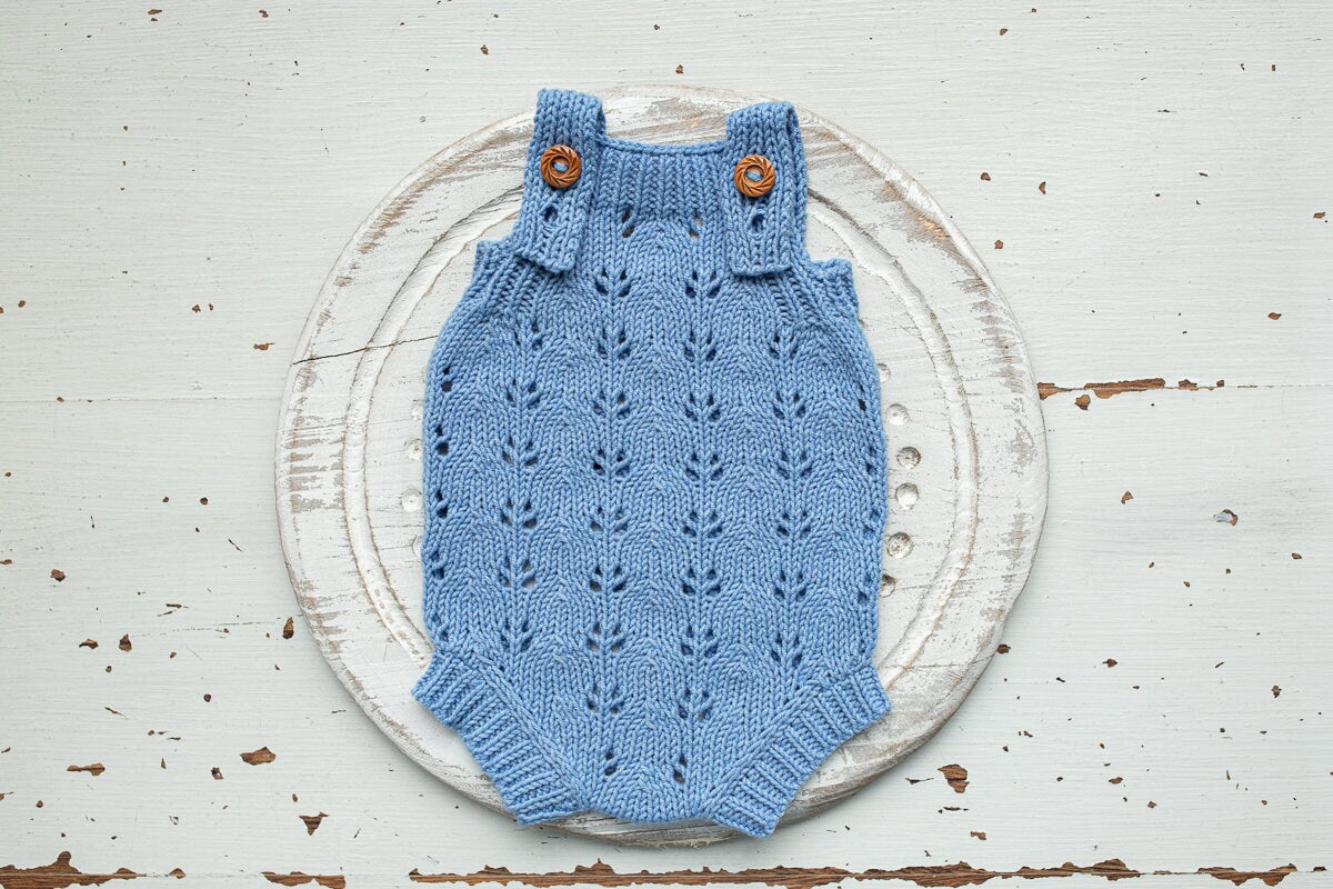 Knitted romper and bonnet,Newborn knitted Set,Newborn photography outfit,Сable knit romper,Pregnancy gift,newborn knit outfit,newborn props