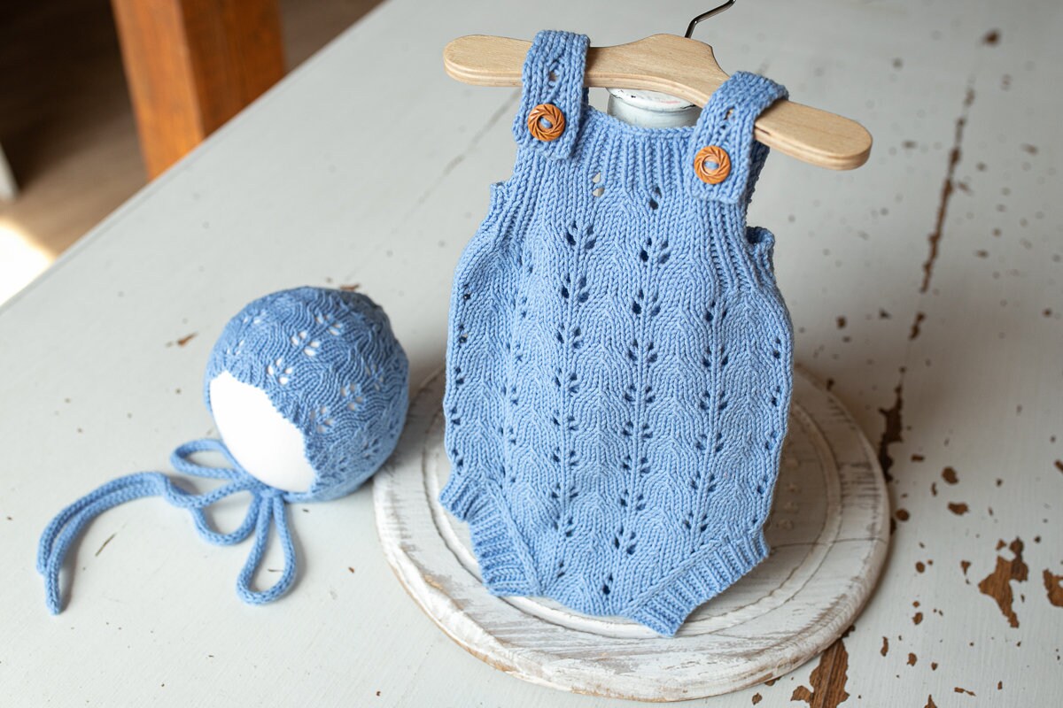 Knitted romper and bonnet,Newborn knitted Set,Newborn photography outfit,Сable knit romper,Pregnancy gift,newborn knit outfit,newborn props