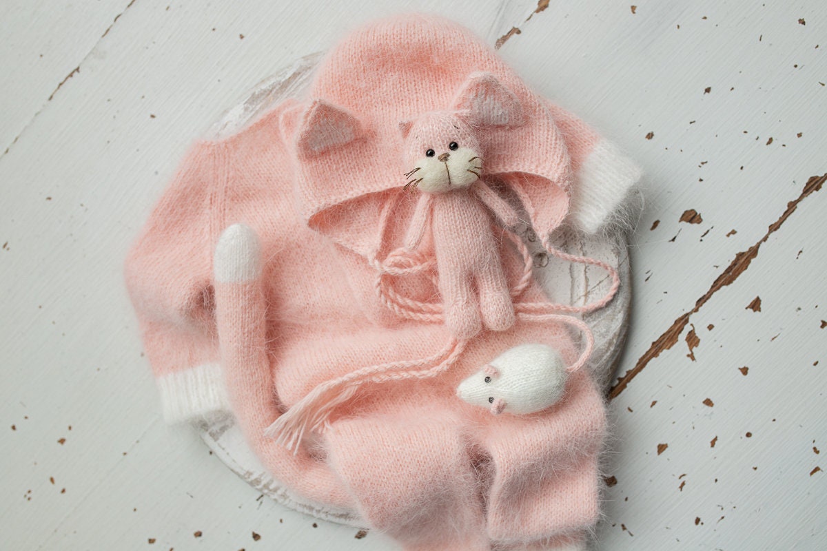 Knitted Kitten Bonnet Romper and toy,Newborn Photography Prop Set,Newborn photography outfit,Newborn photoshoot outfit,Newborn Kitten Outfit