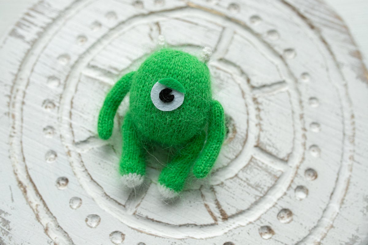 Knitted  Romper and bonnet Monster ,Newborn Photography Prop Set,Newborn photography outfit,Newborn girl photoshoot outfit,Newborn Outfit