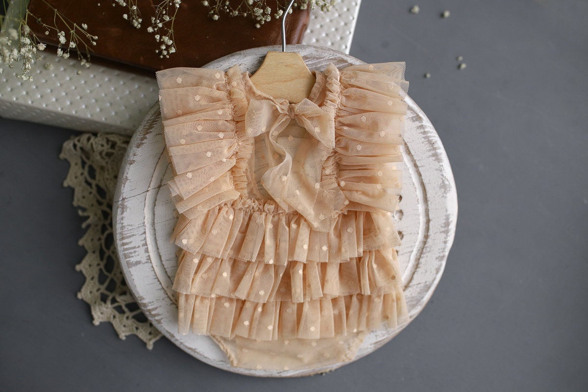 Newborn Girl Romper,Newborn Girl Outfit,Newborn Photography Prop,Newborn romper,Bonnet for newborn girls,Pregnancy gift,Newborn girl gift
