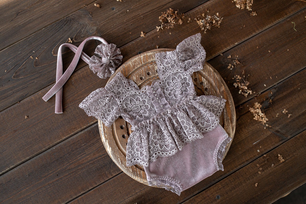 Newborn Girl Outfit,Newborn baby girl romper& headband,Newborn Outfit,Newborn Photography Props,Pregnancy gift,Newborn girl gift