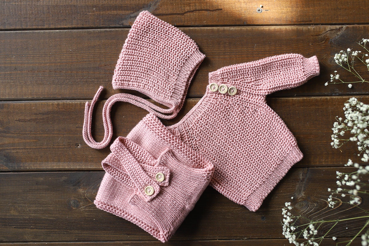 Newborn Knited set,Newborn Knit romper,Newborn Hat,Newborn outfit,Newborn photography,Pregnancy gift,Knitted newborn photo props