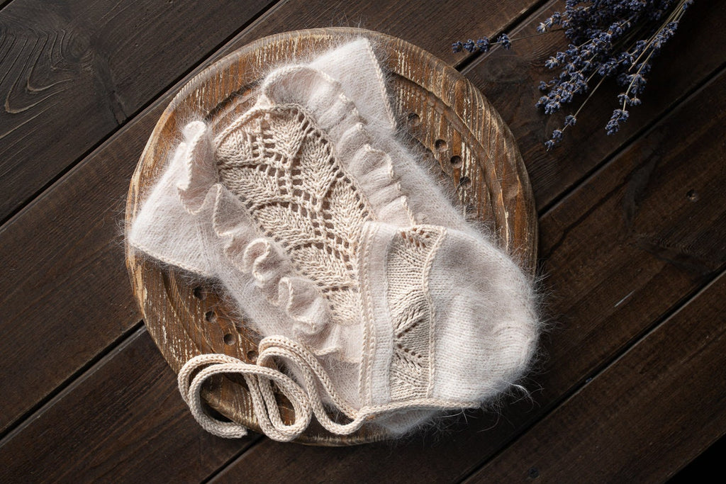 Knitted romper and bonnet,Newborn Photography Prop Set,Newborn photography outfit,Newborn girl photoshoot outfit,Pregnancy gift