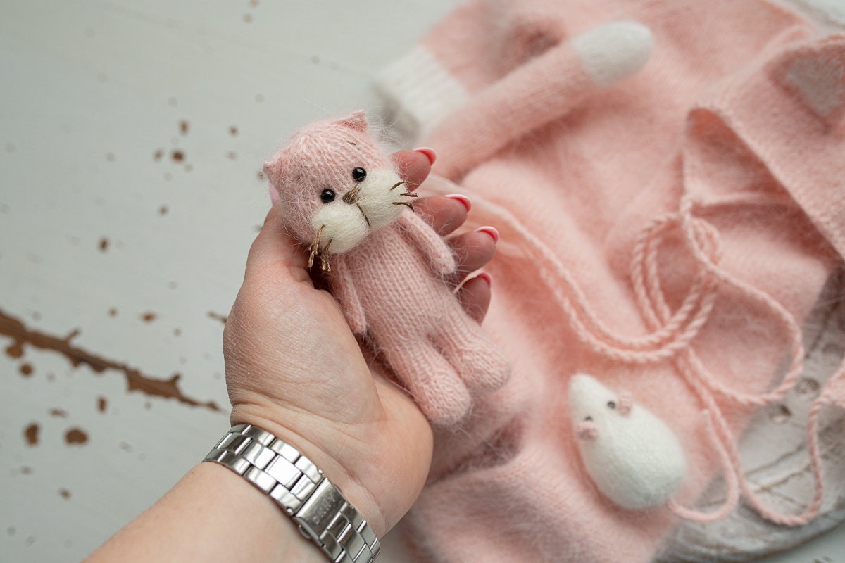 Knitted Kitten Bonnet Romper and toy,Newborn Photography Prop Set,Newborn photography outfit,Newborn photoshoot outfit,Newborn Kitten Outfit