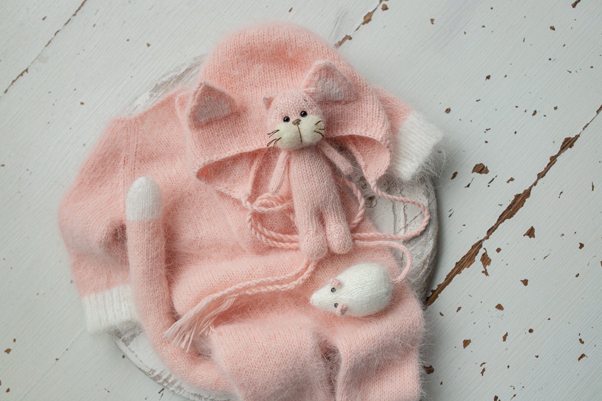 Knitted Kitten Bonnet Romper and toy,Newborn Photography Prop Set,Newborn photography outfit,Newborn photoshoot outfit,Newborn Kitten Outfit