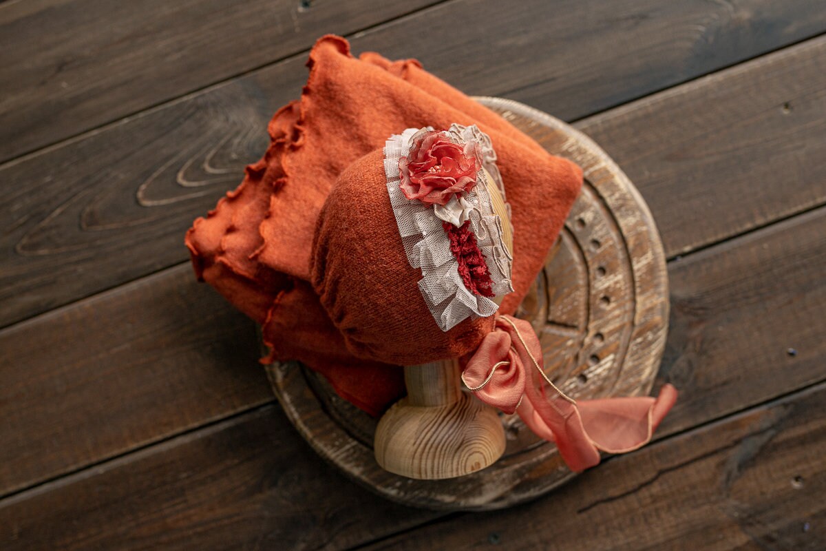 Newborn Photo Wrap with Newborn Bonnet,Photo Prop,Newborn set,Newborn photo prop,Newborn photography outfit,Newborn girl photoshoot outfit