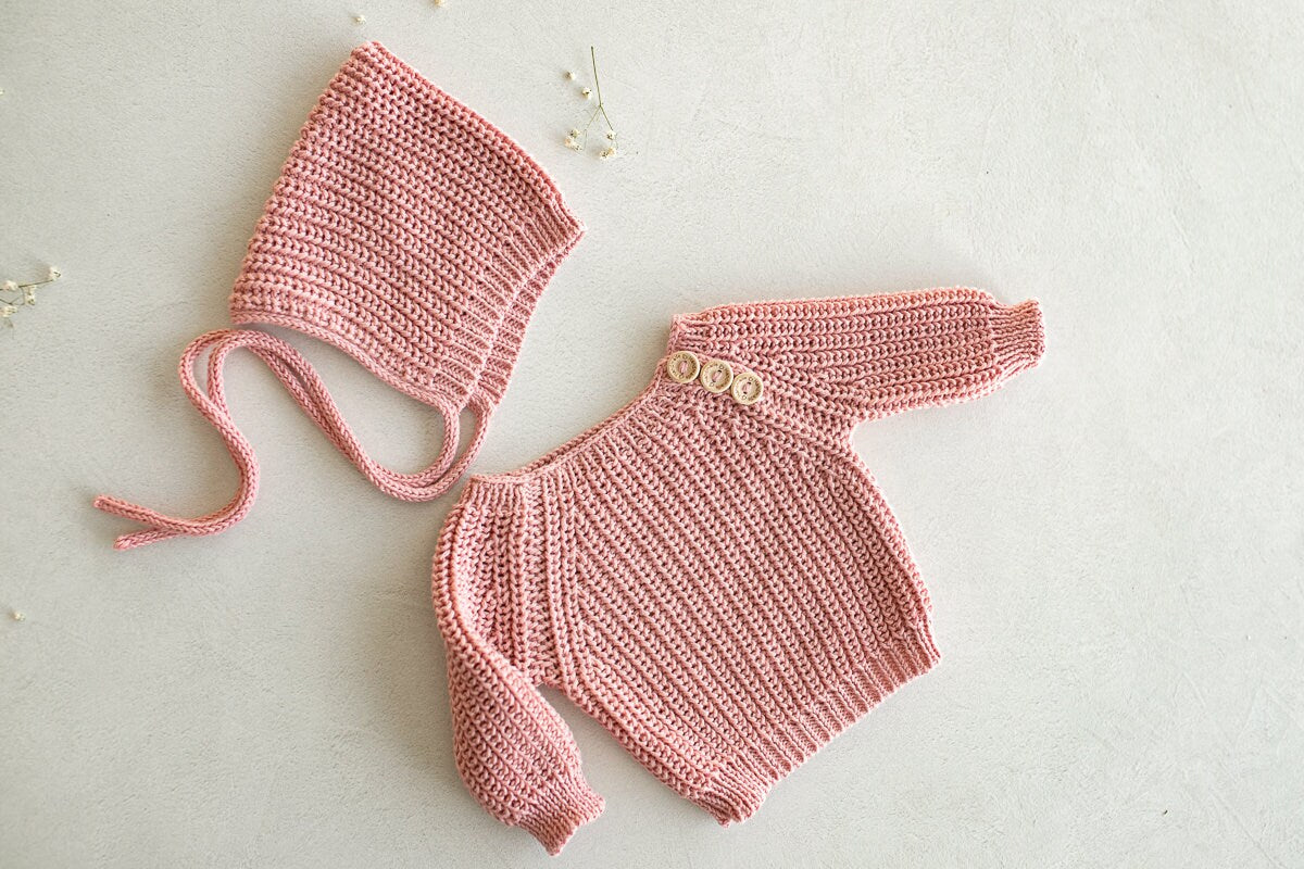 Newborn Knited set,Newborn Knit romper,Newborn Hat,Newborn outfit,Newborn photography,Pregnancy gift,Knitted newborn photo props