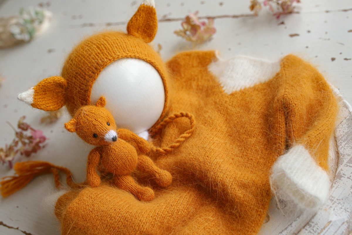 Newborn Knitted Fox Outfit bonnet and toy,Newborn Photography Prop,Newborn photography outfit,Newborn photoshoot outfit,Newborn Fox Outfit