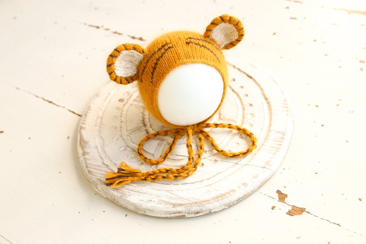 Knitted  Romper Tiger cub,bonnet and toy,Newborn Photography Prop Set,Newborn photography outfit,Newborn photoshoot outfit,Newborn Outfit