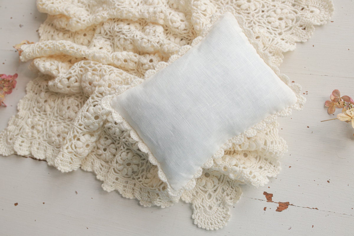 Newborn Photo props Knitted set,Posing blanket,Knitted pillow,Newborn Photography,Photo Prop,Newborn photo prop,Newborn Gift