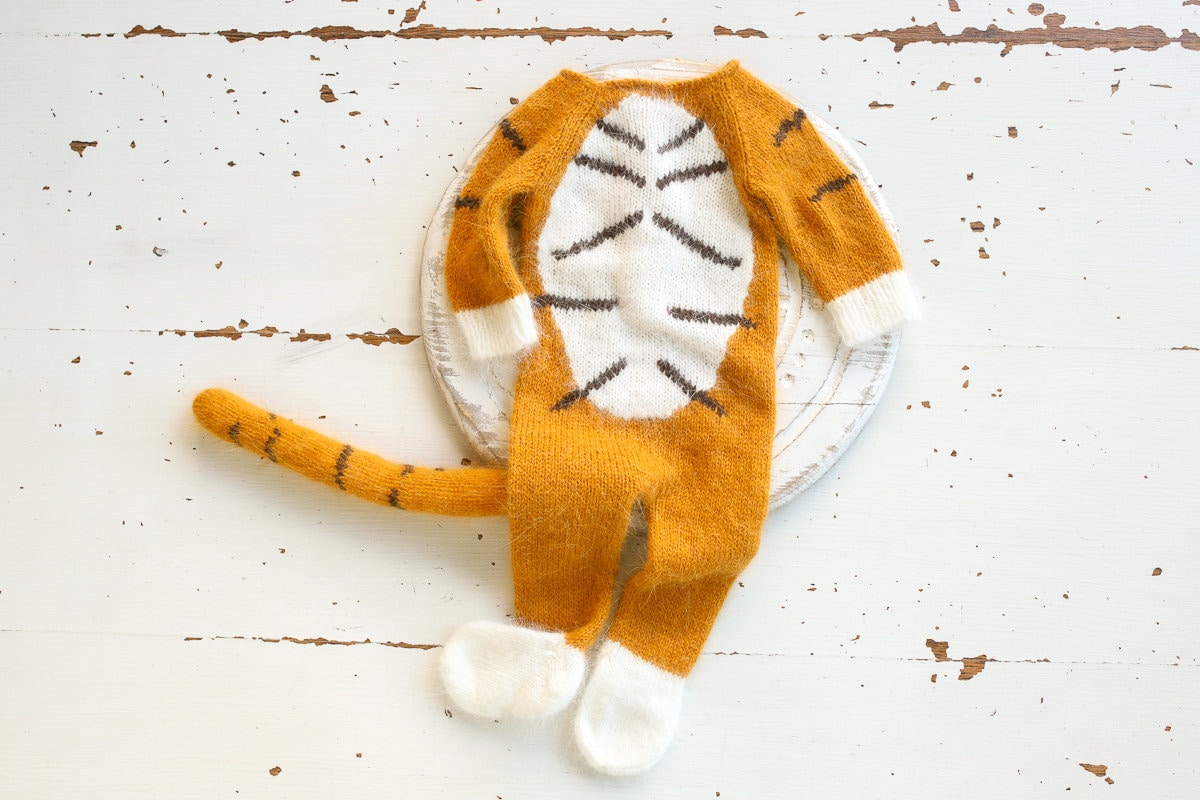 Knitted  Romper Tiger cub,bonnet and toy,Newborn Photography Prop Set,Newborn photography outfit,Newborn photoshoot outfit,Newborn Outfit