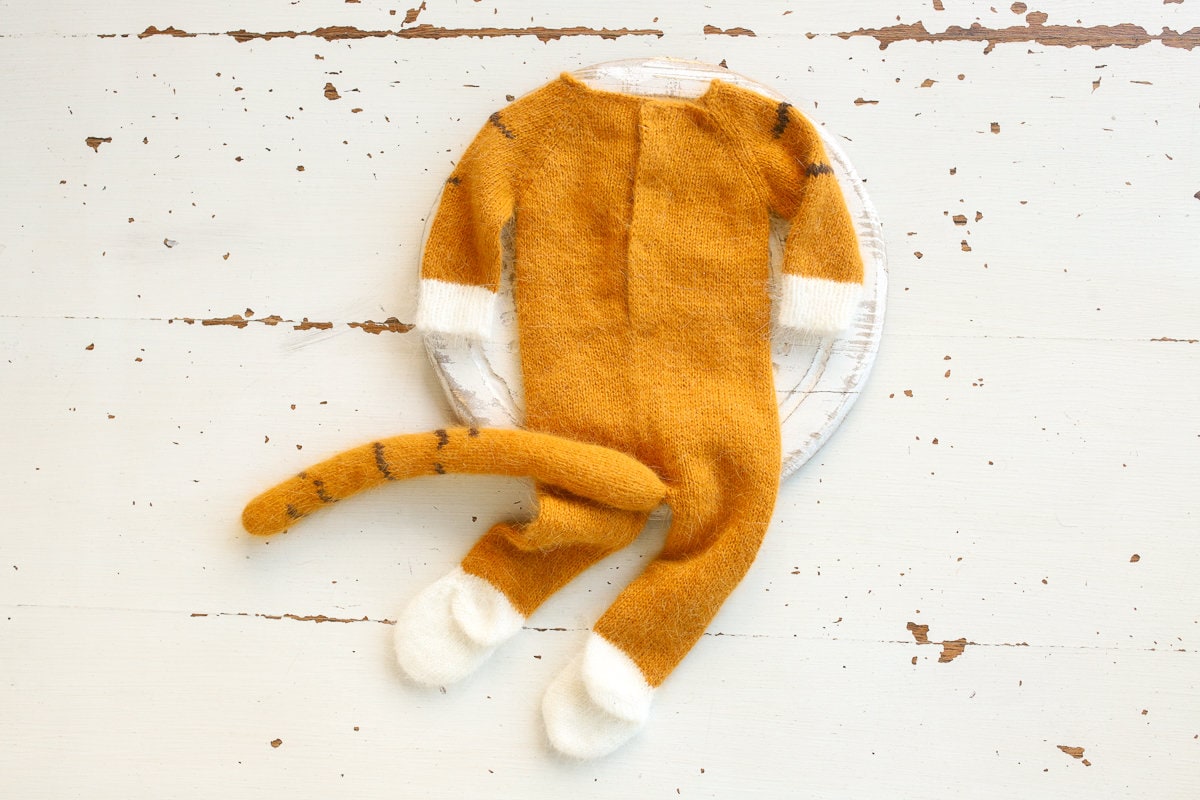 Knitted  Romper Tiger cub,bonnet and toy,Newborn Photography Prop Set,Newborn photography outfit,Newborn photoshoot outfit,Newborn Outfit