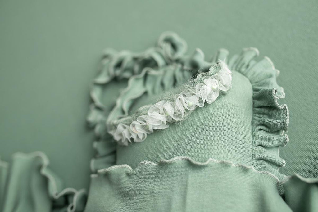 Newborn Photography Prop Set,Newborn Backdrop Fabric,Newborn Pillow,Newborn Headband,Newborn long natural wraps,Newborn photography outfit