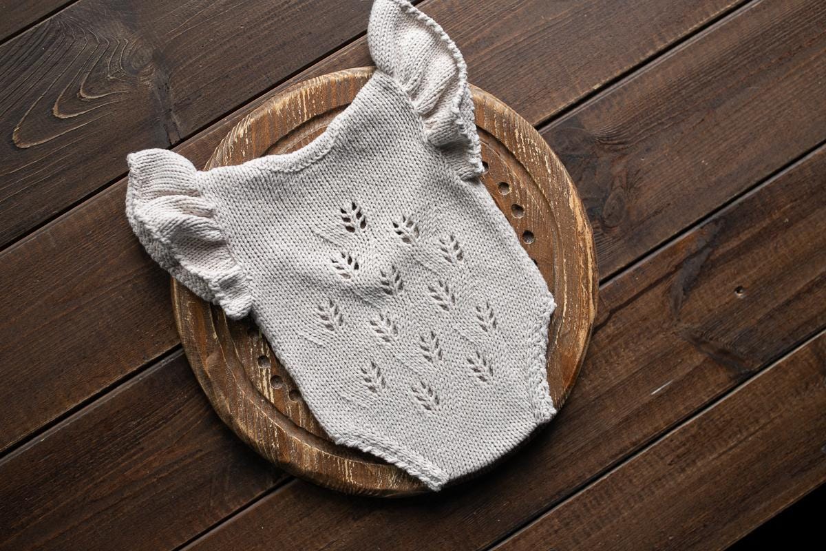 Knitted romper & bonnet,Newborn Photography Prop Set,Newborn photography outfit,Newborn girl photoshoot outfit,Pregnancy gift,Newborn props