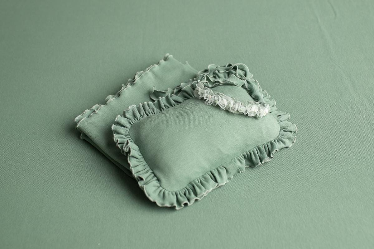 Newborn Photography Prop Set,Newborn Backdrop Fabric,Newborn Pillow,Newborn Headband,Newborn long natural wraps,Newborn photography outfit